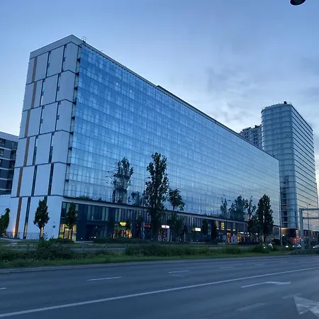 Wola Tower Na Prymasa - Z Widokiem Na